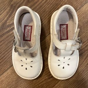 Size 7 white l’amour t strap Mary Janes